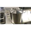 Image 1 : 16QT HD SS STOCK POT INDUCTION CAPABLE JR-47162