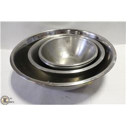 LOT OF ASSORTED S/S MIXING BOWLS