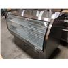 Image 2 : 82" REFRIGERATED CURVED GLASS DISPLAY CASE, OMCAN