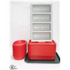 Image 1 : BOX OF FOOD TRAYS & BASKETS