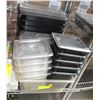 Image 1 : LOT OF 18 PLASTIC INSERTS W/ LIDS