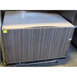 MANITOWOC SERIES 600 ICE MAKER