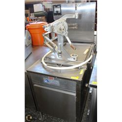 AVALON DONUT COOKER W/ BELSHAW DOUGH DISPENSER