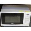 Image 1 : WHITE SALTON 1500 WATT MICROWAVE