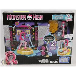 NEW MEGA BLOKS MONSTER HIGH CATTY NOIR