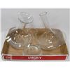 Image 1 : LOT OF 3 WINE DECANTERS