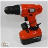 Image 1 : BLACK AND DECKER 18 VOLT DRILL WITH CHARGER.