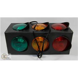 TRAFFIC LIGHT LAMP.