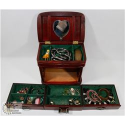 ESTATE JEWELRY BOX AND CONTENTS.