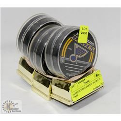 3 COLLECTIBLE HOCKET PUCKS IN CASE