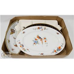 BOX OF VINTAGE PLATTERS