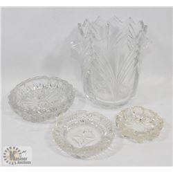 CRYSTAL ICE BUCKET AND ASHTRAYS