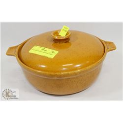 GOLD COLORED CASSEROLE DISH