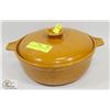 Image 1 : GOLD COLORED CASSEROLE DISH