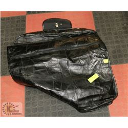 PATCH LEATHER GARMENT BAG.