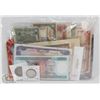 Image 1 : LOT OF ASSORTED WORLD CURRENCY