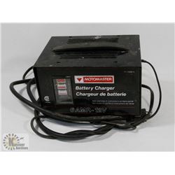 MOTOMASTER BATTERY CHARGER