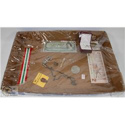 TRAY OF JEWELRY-STERLING SILVER RING, CURRENCY