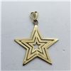 Image 1 : 183) 10KT GOLD W/ DIAMOND STAR SHAPED PENDANT