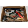 Image 1 : ESTATE FLAT OF VARIOUS TOOLS, INCL RIDGID PIPE