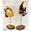 Image 1 : 2 LARGE FISH ON STANDS