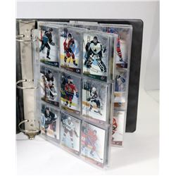 BINDER OF HOCKEY CARDS