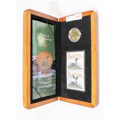 2004 CANADA ELUSIVE LOON DOLLAR COIN AND STAMP SET