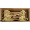 Image 1 : BOX OF 12 TOILET BURSHES