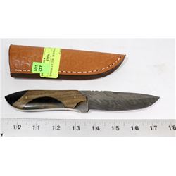 DAMASCUS STEEL HUNTING KNIFE