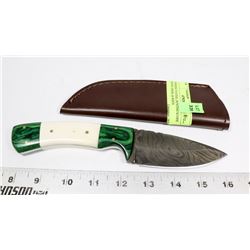 DAMASCUS STEEL HUNTING KNIFE GREEN SWIRL & WHITE