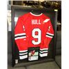 Image 1 : FRONT LOADING JERSEY BOX WITH A BOBBY HULL SIGNED