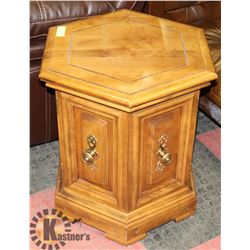 VINTAGE SOLID WOOD END TABLE WITH STORAGE