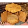 Image 2 : VINTAGE SOLID WOOD END TABLE WITH STORAGE