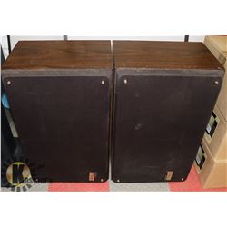 PAIR OF VINTAGE ZENITH ALLEGRO 300 HOME STEREO