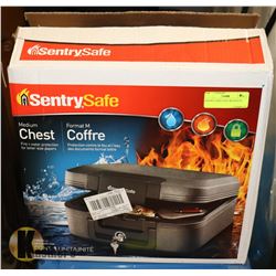 SENTRY CHEST SAFE WITH KEYS