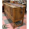 Image 3 : ANTIQUE FRAMED OAK SIDEBOARD,