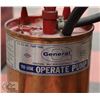 Image 2 : VINTAGE 'GENERAL" FIRE EXTINGUISHER. COLLECTIBLES
