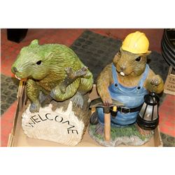 2 CERAMIC GARDEN BEAVERS 16" TALL