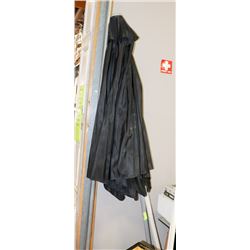 LARGE OUTDOOR UMBRELLA