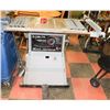 Image 1 : DELTA 10" TABLE SAW.