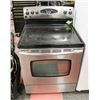 Image 1 : BLACK AND ST STEEL MAYTAG CONVECTION OVEN