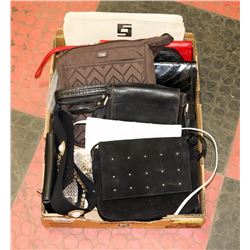 FLAT OF ESTATE PURSES.