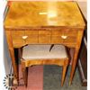 Image 1 : SINGER SEWING MACHINE WITH CABINET AND STOOL
