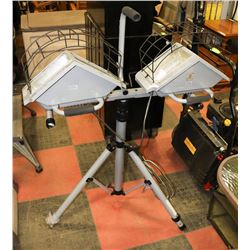 HEAVY DUTY WIDE ANGLE TRIPOD POWER LIGHT.