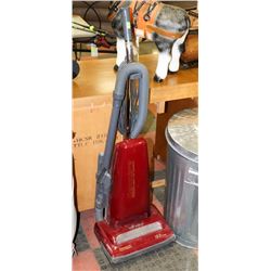 KENMORE 12 AMP UPRIGHT VACUUM
