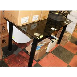 UNCLAIMED MERCHANDISE BLACK GLASS KITCHEN TABLE