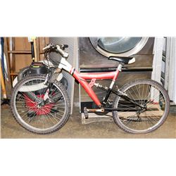 21 SPEED MOUNTAIN BIKE WITH 26" RIMS.