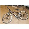 Image 1 : TREK MT200 20" 7 SPEED MOUNTAIN BIKE