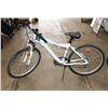 Image 1 : LADIES RALEIGH PEAK ALUMINUM BIKE 26" TIRE