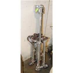 PAIR OF DRY WALLER STILTS